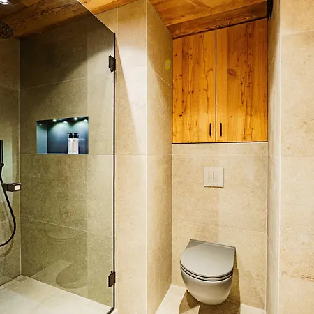 דירה Modern Alpine A C 4br 7p - *